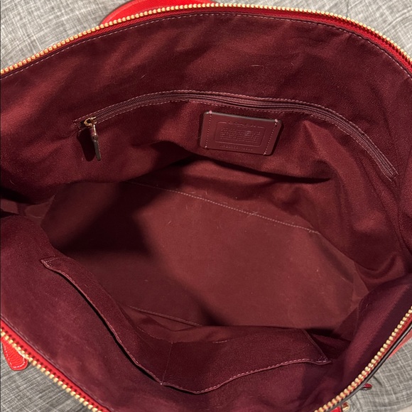 Coach Tote Gallery Large Red Leather Zip Bag - Picture 14 of 17